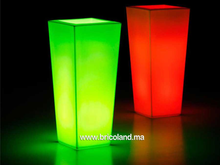 Pot pyramidal 75 cm + Ampoule LED télécommandée multicolore-2062