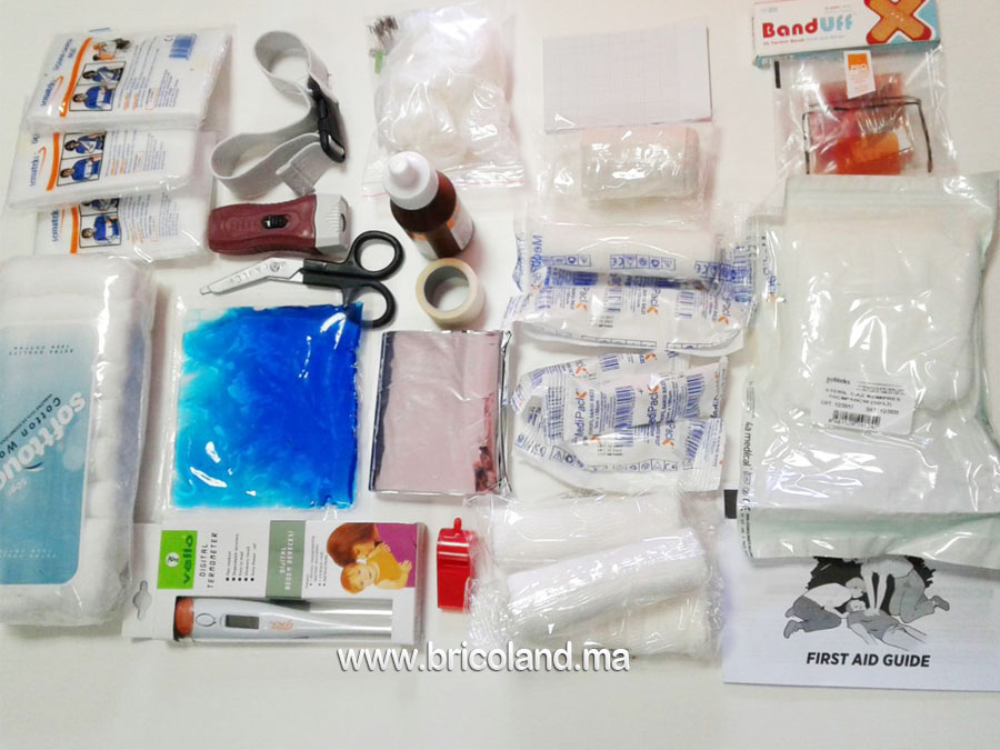 Coffret premiers secoures 32 pièces - PROBOX-7647