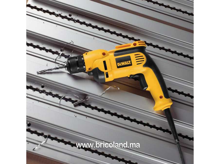 Perceuse 10mm - 700W - mandrin autoserrant - DeWALT-14075