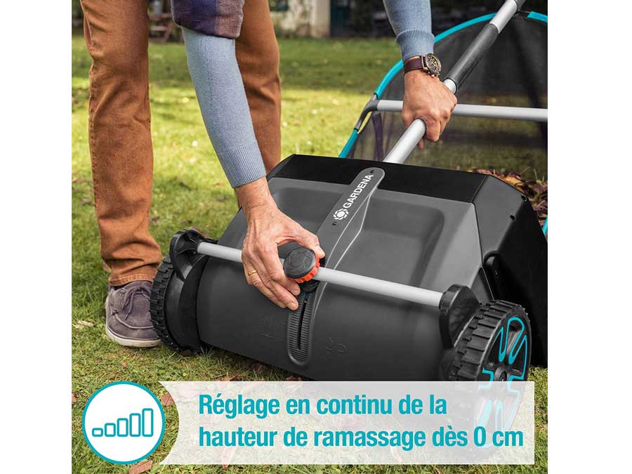 Balayeuse mécanique pour le jardin - GARDENA-16345